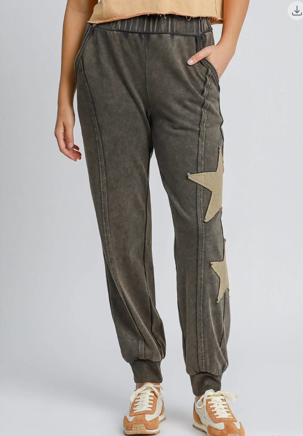 Lucky Star, mineral washed star patch joggers