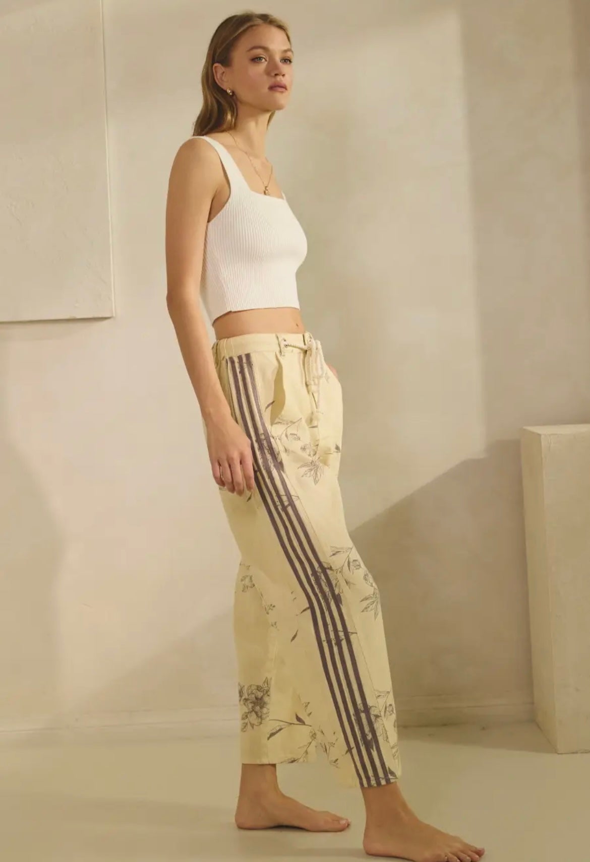 Daisy Floral Rope Drawstring Barrel Leg Pants