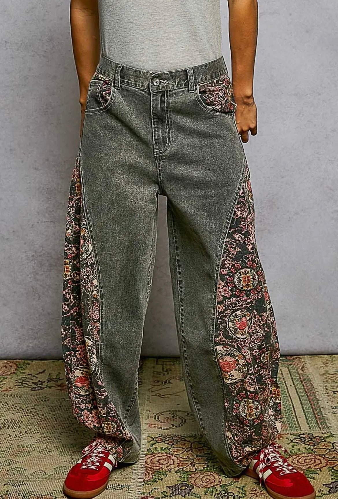 POL, Floral insert Washed Black Barrel pants