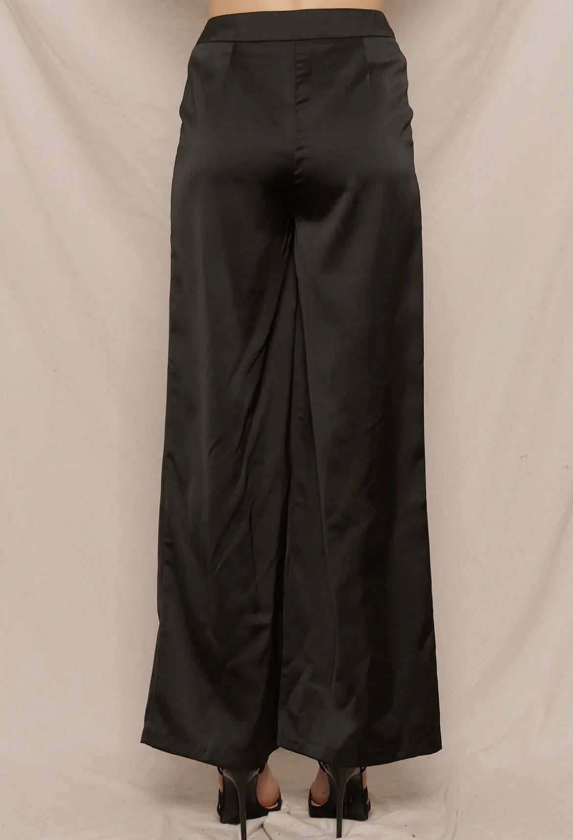 Trendsetter, Satin wide leg pant