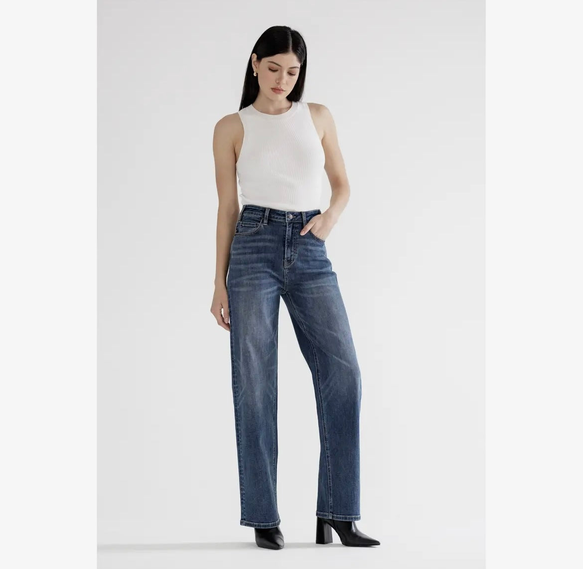 The Midtown Classic Straight Leg Jean