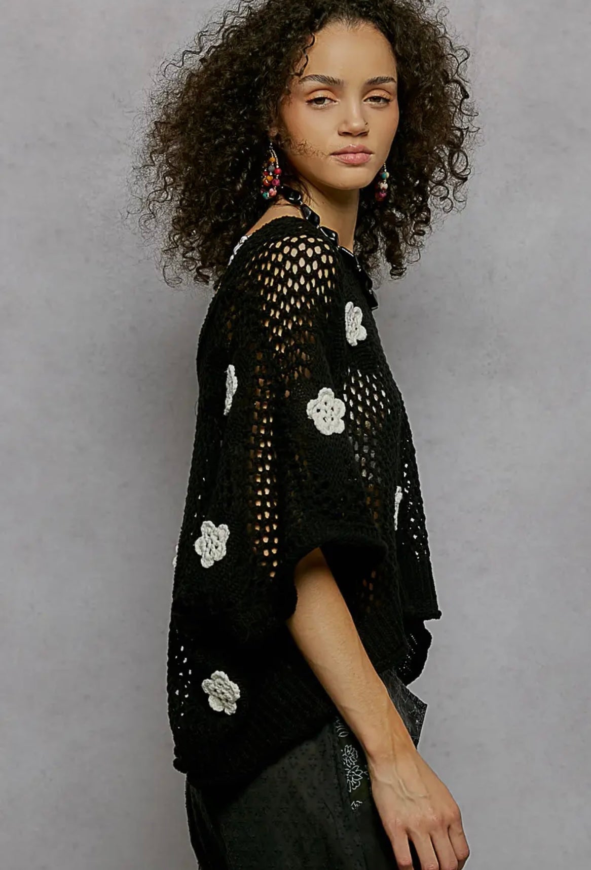 POL, Embroidered flower crochet top