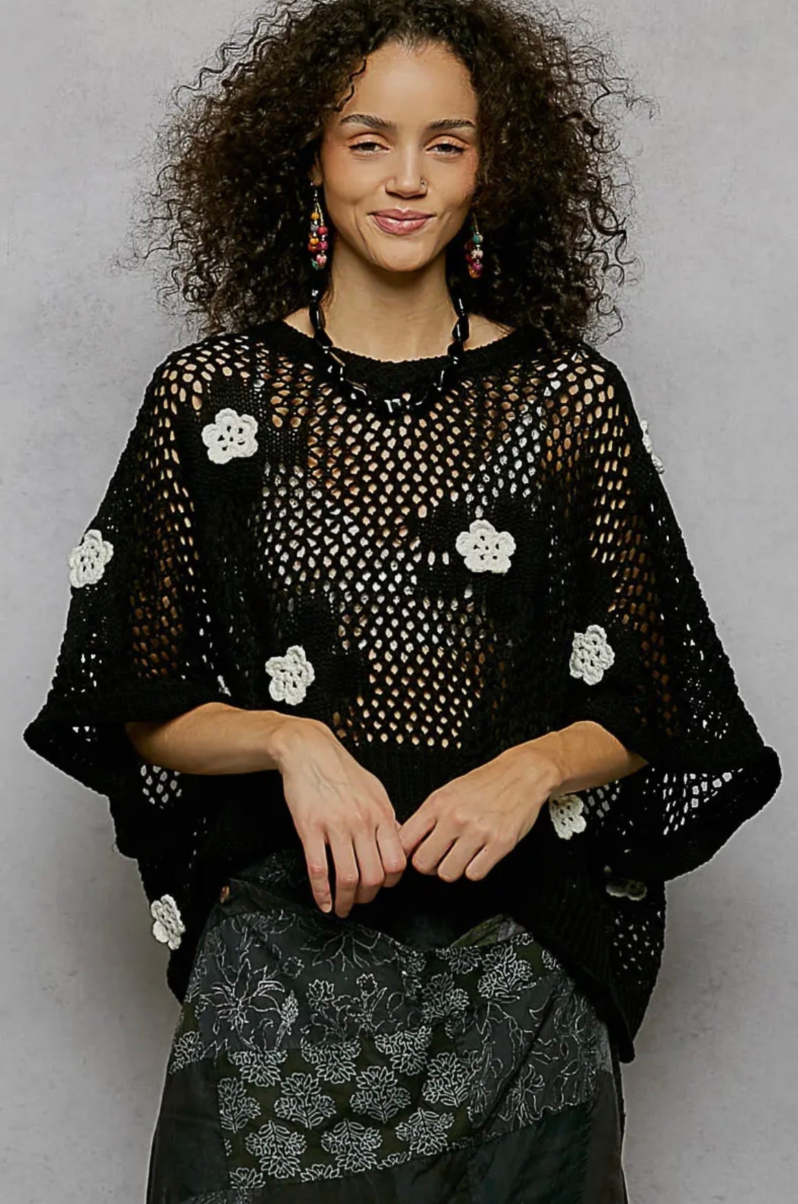 POL, Embroidered flower crochet top