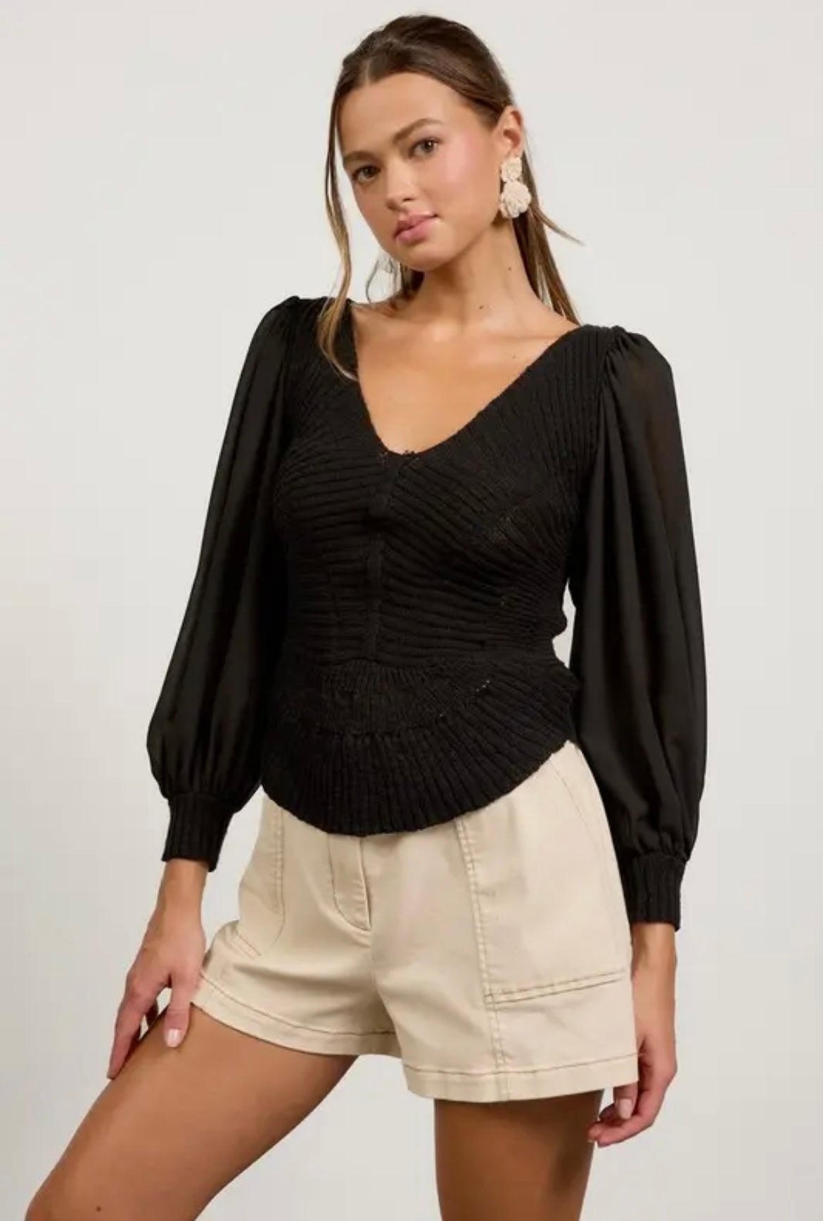 Madeleine, curved hem knitted blouse