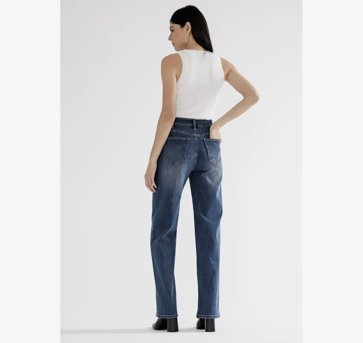 The Midtown Classic Straight Leg Jean