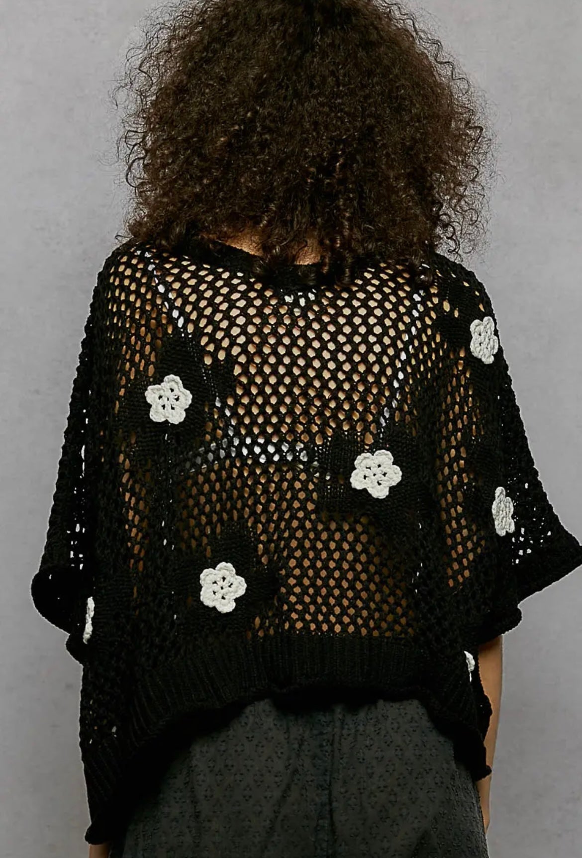 POL, Embroidered flower crochet top