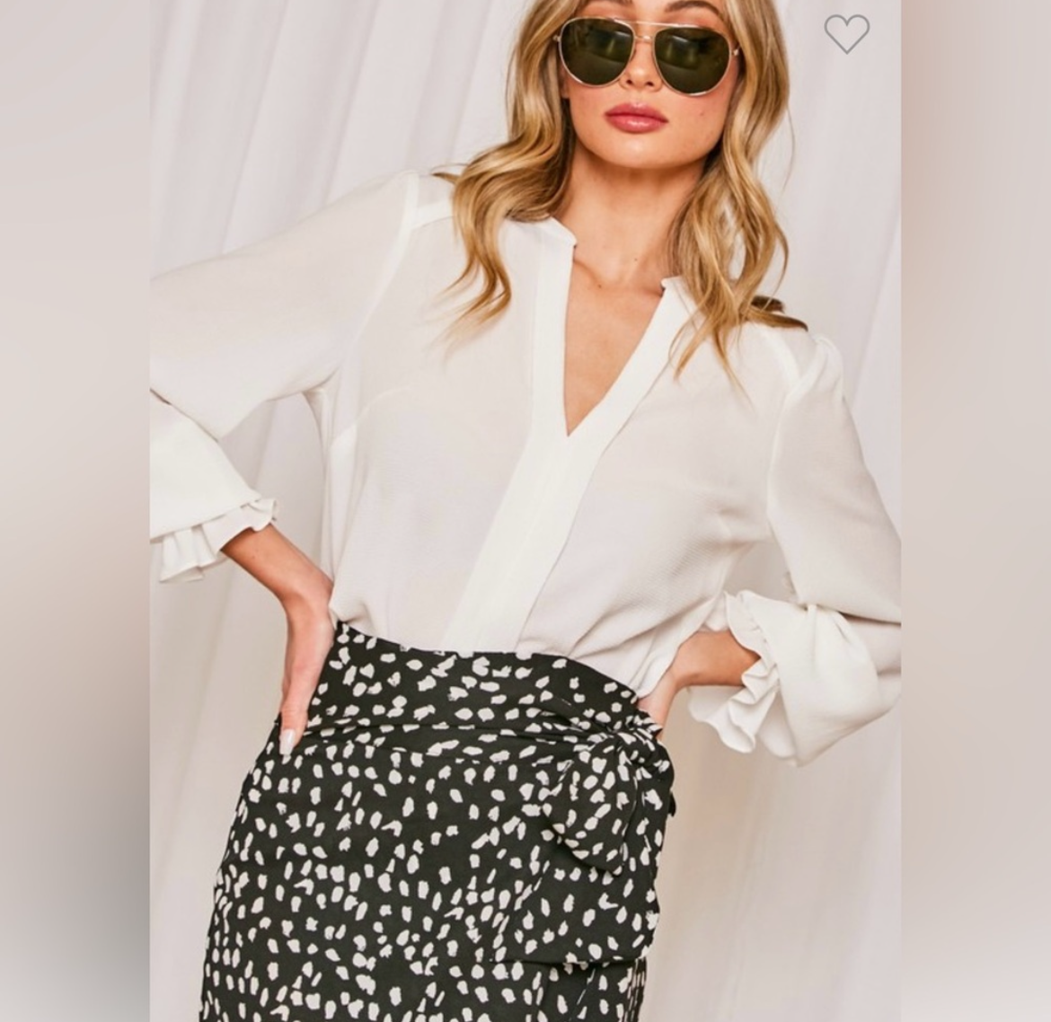 One up Solid V-neck blouse